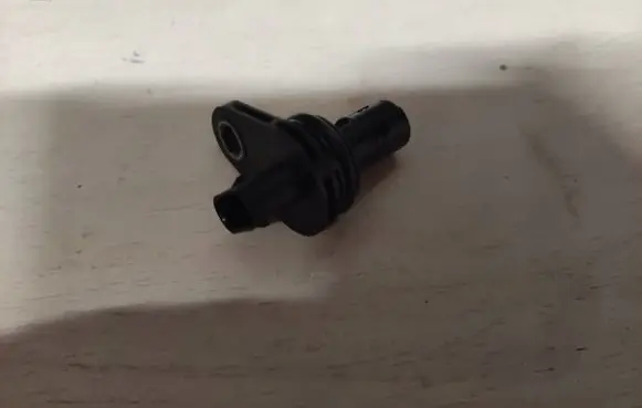 BMW 3 G20 G21 Camshaft position sensor 7633958