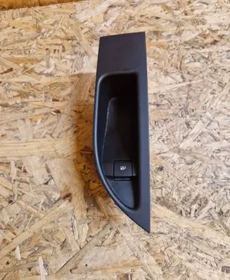 Opel Astra J Electric window control switch 13301888