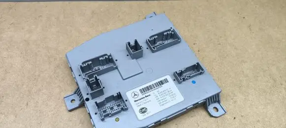 Mercedes-Benz C W205 SAM control unit A2059002314