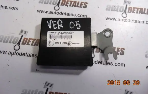 Toyota Corolla Verso AR10 Immobilizer control unit/module 897800F010