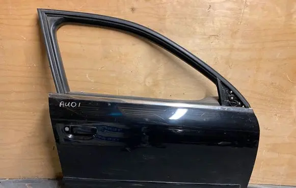 Audi A4 S4 B7 8E 8H Front door