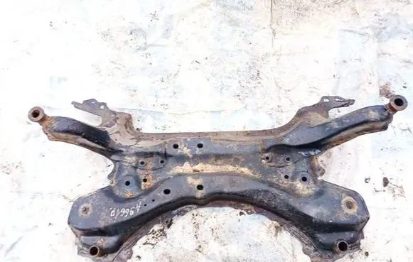 Toyota RAV 4 (XA30) Front subframe