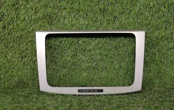 Volkswagen PASSAT CC Radio/GPS head unit trim 3C0858069AE