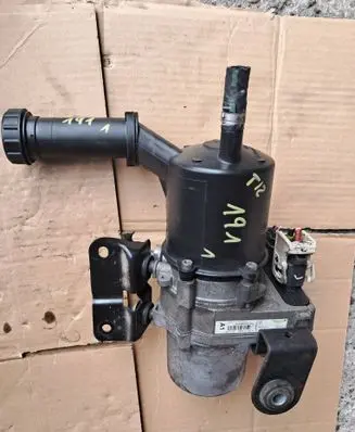 Citroen DS4 Power steering pump 9803319180