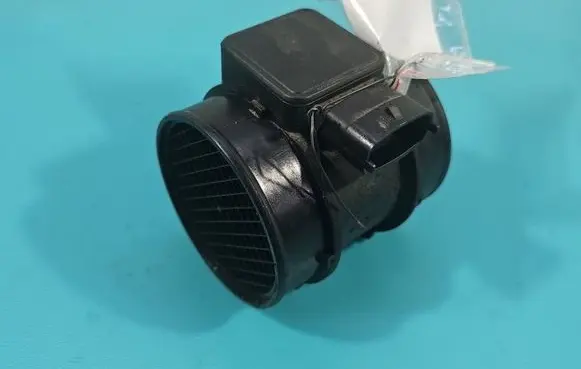 Opel Vectra C Mass air flow meter 5WK9606 IMPRK1562378