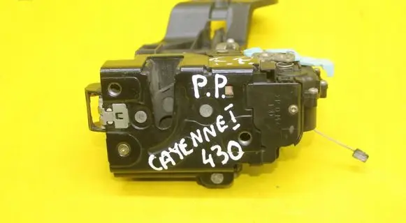 Porsche Cayenne (9PA) Front door lock 3D1837016