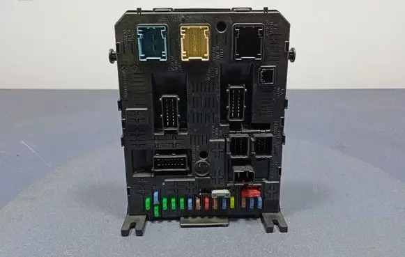 Peugeot 308 Fuse box set 9664059180