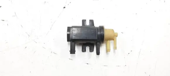 Mercedes-Benz E W212 Turbo solenoid valve A0091533