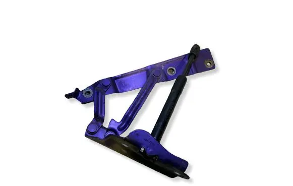Dodge Challenger Tailgate/trunk/boot hinge 04589667