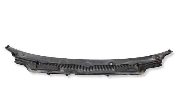 BMW 2 F46 Wiper trim 7301016 7305485