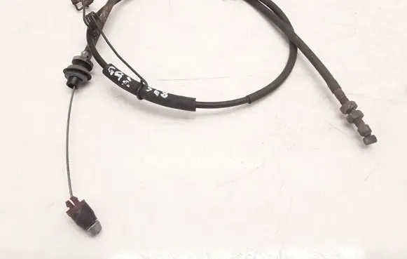 Toyota Yaris Throttle cable 