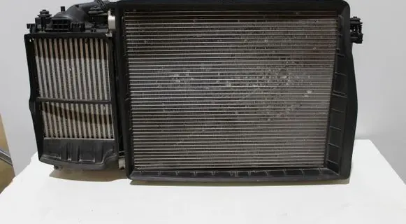 Renault Megane IV Coolant radiator 