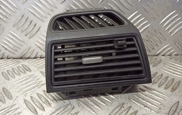 Fiat Grande Punto Dashboard air vent grill cover trim 