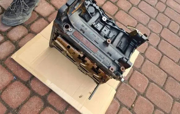 Opel Meriva B Engine block 878539800000093