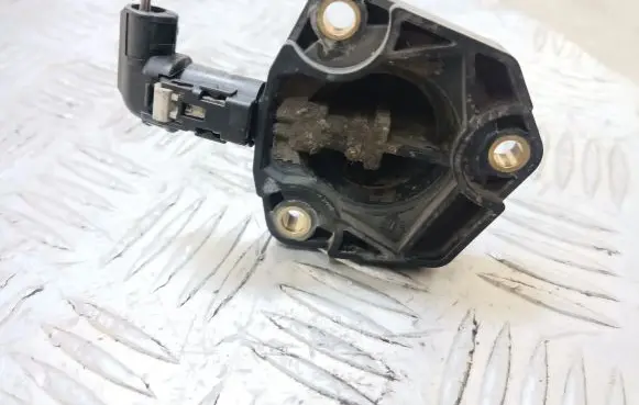 Opel Insignia B Oil level sensor 