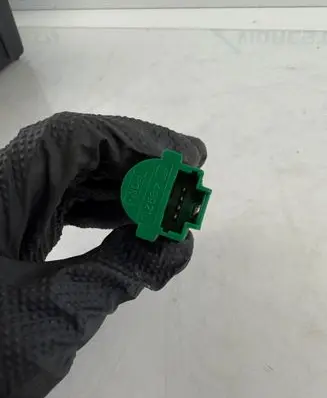 Opel Grandland X Brake pedal sensor switch 9818232480