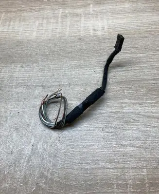 BMW 3 E90 E91 Plug wire 8377234