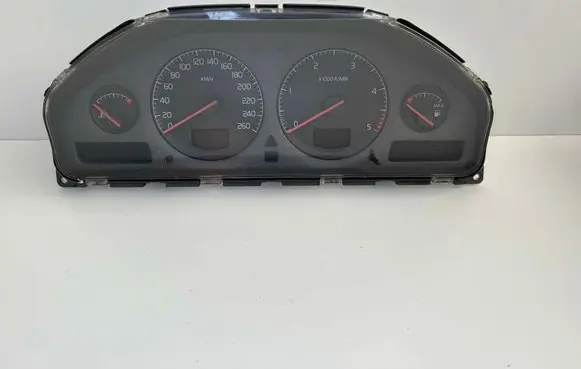 Speedometer (instrument cluster)