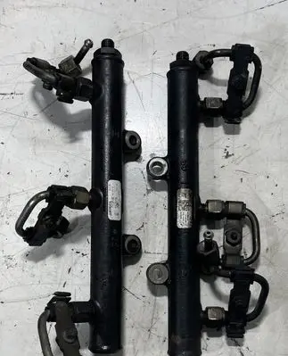 Jaguar XF X250 Fuel main line pipe 4R8Q9D280AC