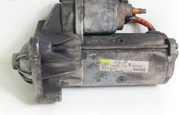 Renault Scenic II - Grand scenic II Starter motor 8200628426 D7R49