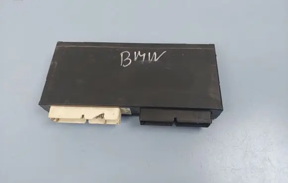 BMW 5 E34 Comfort/convenience module 61351379741