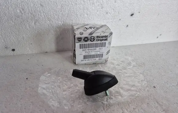 Fiat Doblo Roof (GPS) antenna cover 51899265 68169512AA
