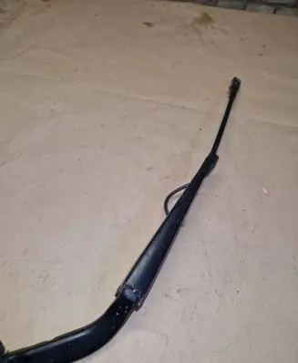 Mercedes-Benz Sprinter W906 Front wiper blade arm A9068200544