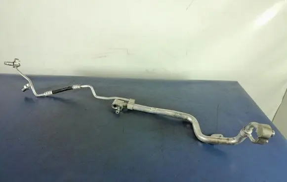 BMW 5 G30 G31 G38 Air conditioning (A/C) pipe/hose 9860584