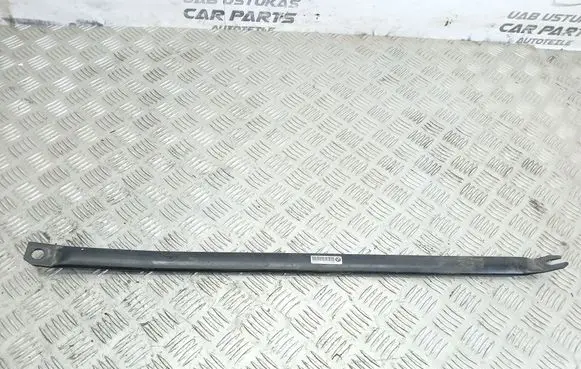 Other engine bay part