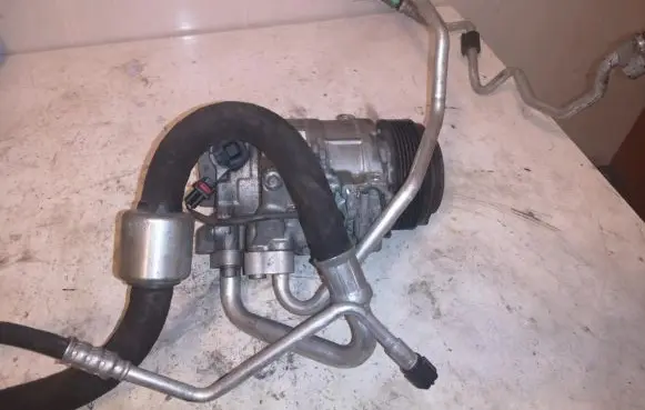 BMW 1 E82 E88 Air conditioning (A/C) compressor (pump) 4472601852 C2015