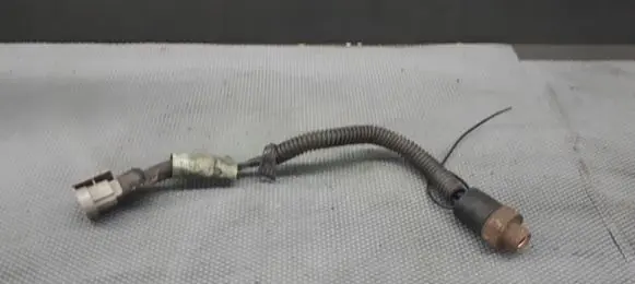 Renault Clio I Air conditioning (A/C) pressure sensor 7700272419