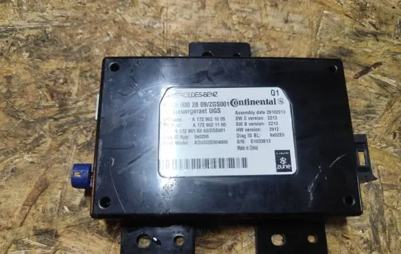 Mercedes-Benz C W204 Cruise control unit/module A1729002809 A1729021105 A1729021005