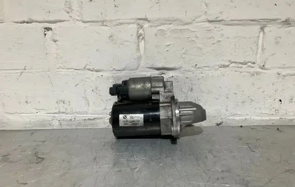 BMW 5 E60 E61 Starter motor 2354701