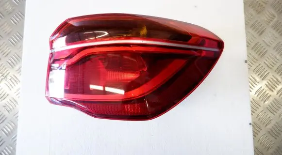 BMW X1 F48 F49 Rear/tail lights 7350712