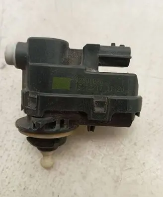 Toyota Yaris Headlight level adjustment motor 92000866