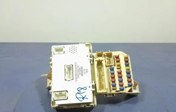 Suzuki Swift I Fuse box set 3677062JB0