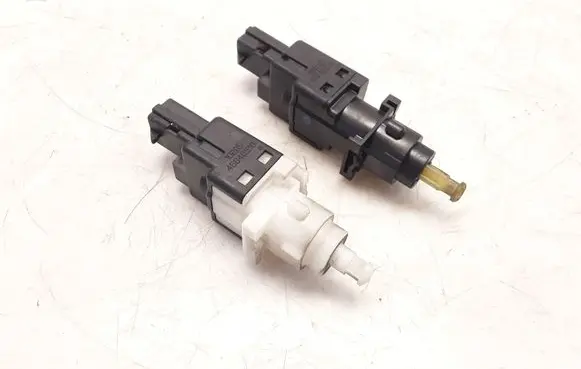 Lancia Thesis Reversing light switch sensor 46742976 46840510