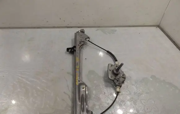 Renault Modus Rear door window regulator with motor