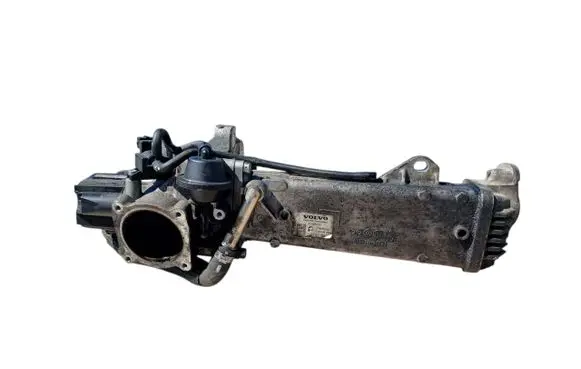 Volvo V40 EGR valve cooler 31325030