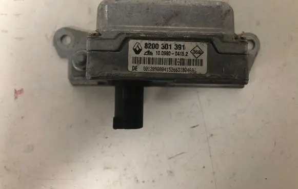 Renault Laguna II ESP acceleration yaw rate sensor 8200301391