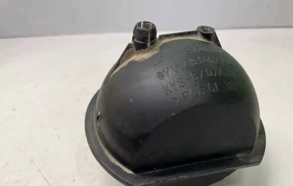 Volkswagen PASSAT B6 Vacuum air tank 7M0129808