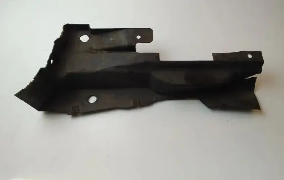 Audi Q3 8U other engine part 8U0825213