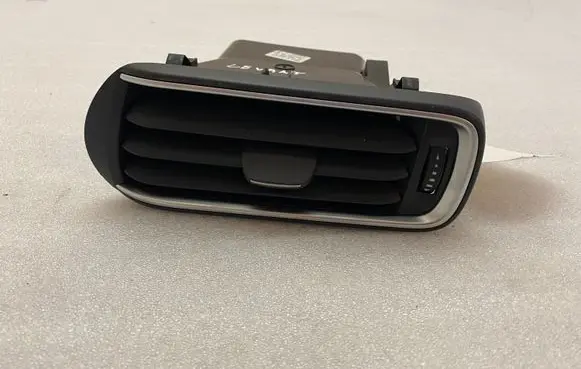 Maserati Levante Dashboard side air vent grill/cover trim 6700670600