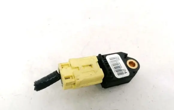 Toyota Verso Airbag deployment crash/impact sensor 898310F010 89831-0F010