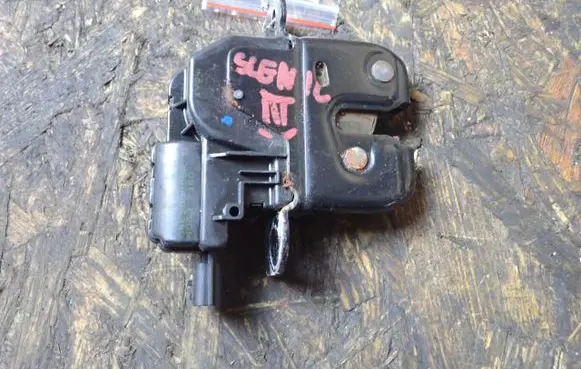 Renault Scenic III - Grand scenic III Tailgate/trunk/boot lock/catch/latch 846300003R