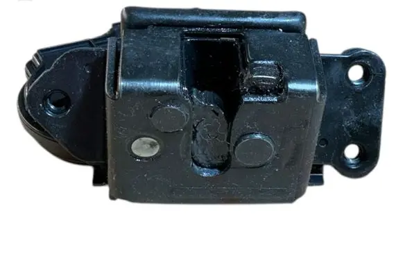 Loading door lock