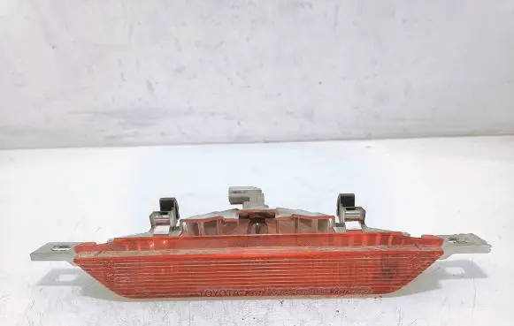 Toyota Corolla E120 E130 Third/center stoplight 52023