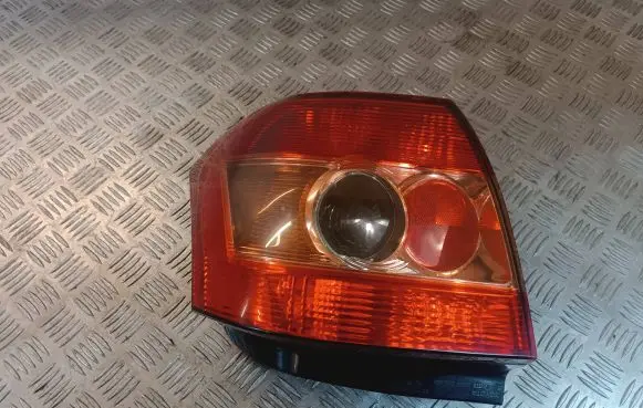 Toyota Corolla E120 E130 Rear/tail lights 8155002300