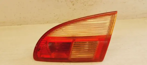 Toyota Avensis T220 Tailgate rear/tail lights 89022025 034NC0