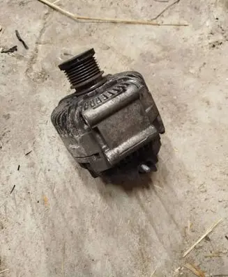 Mercedes-Benz C AMG W204 Generator/alternator A6421540402 2543289B 107069552